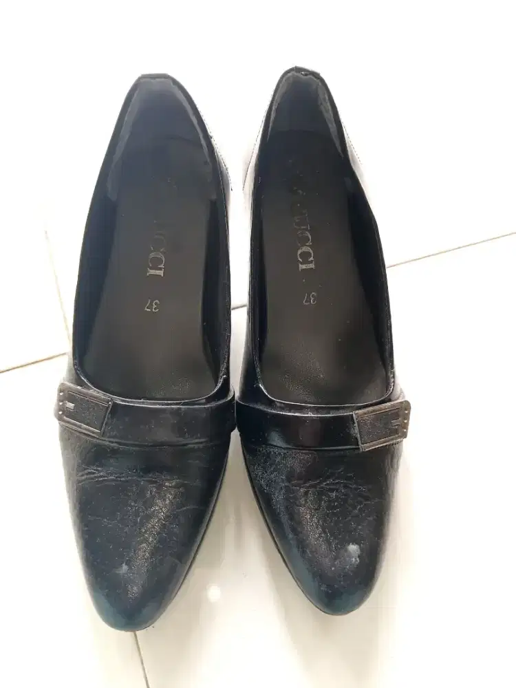 Sepatu fantofel heals ( preloved )