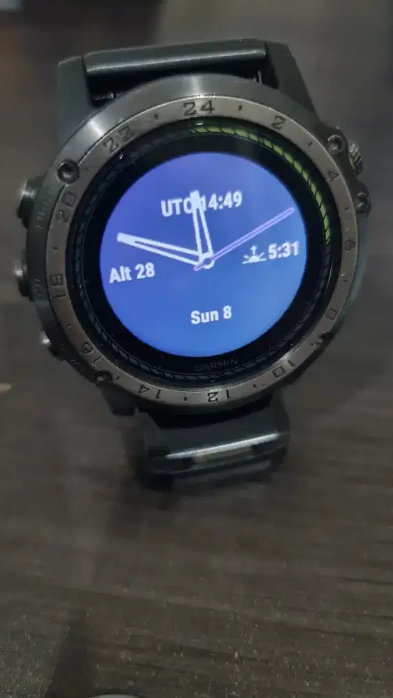 Bismillah dijual JAM PILOT MERK GARMIN D2 CHARLIE