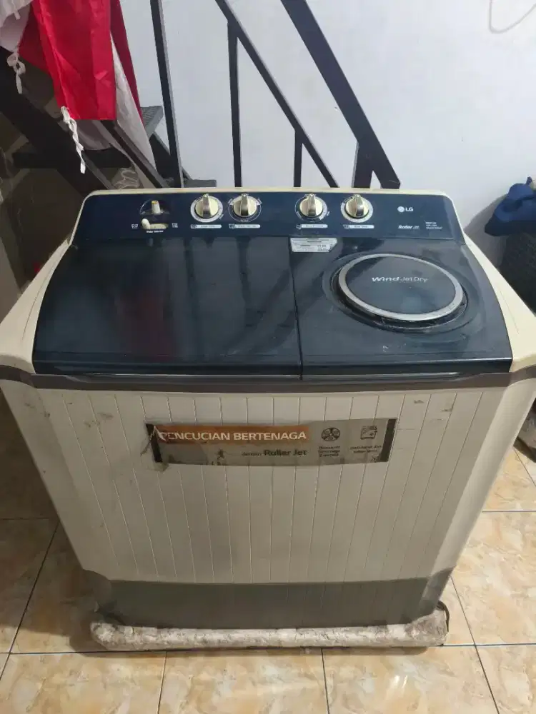 Dijual Mesin cuci LG 2 tabung 10Kg
