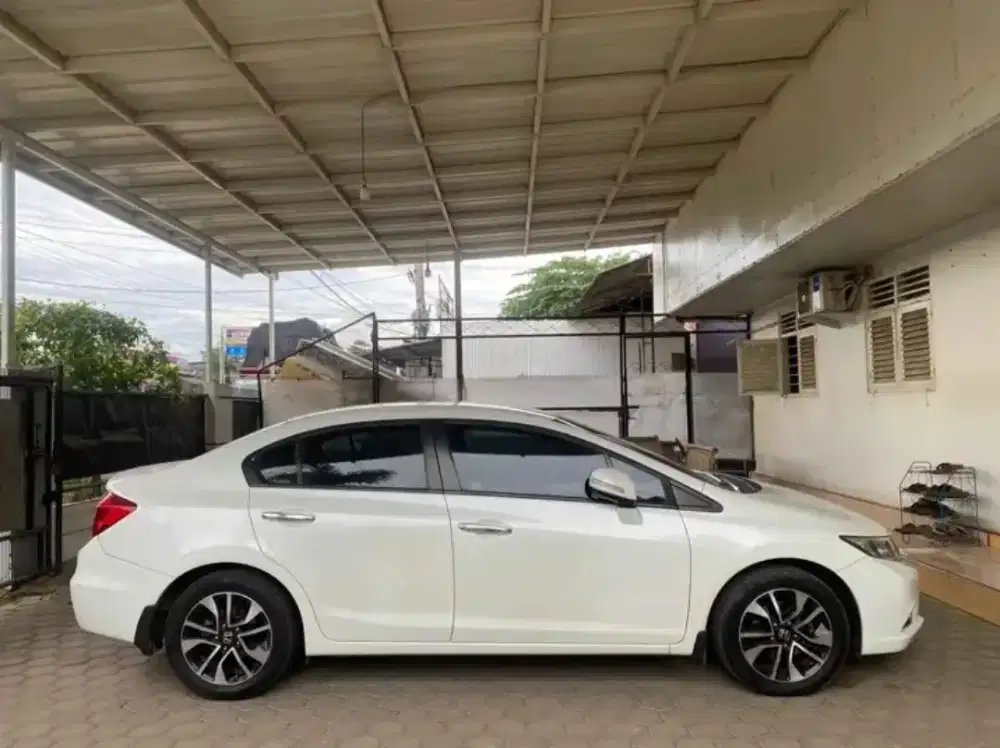 Honda HR-V tahun 2015...