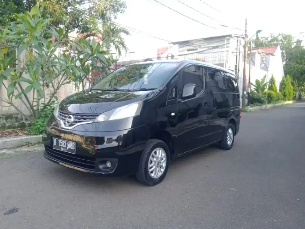 Nissan Evalia 2014 MT ISTIMEWA