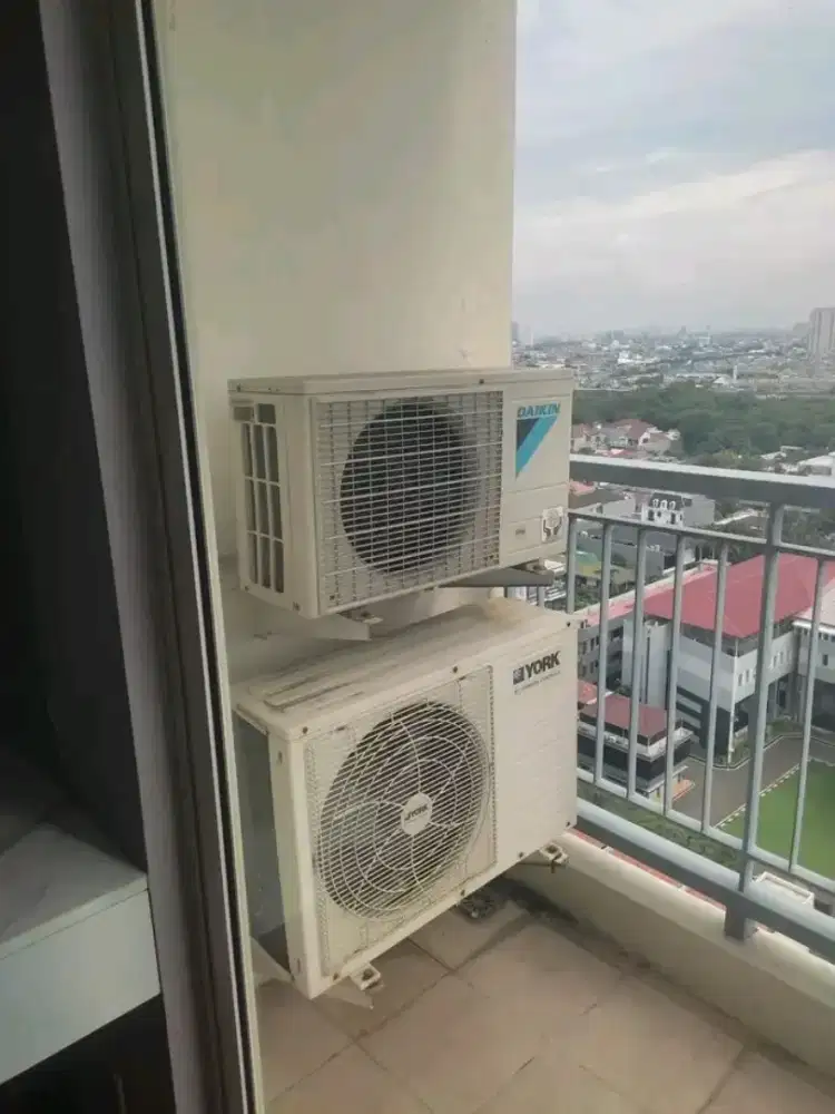 Service AC kulkas mesin cuci pompa air dan lain lain