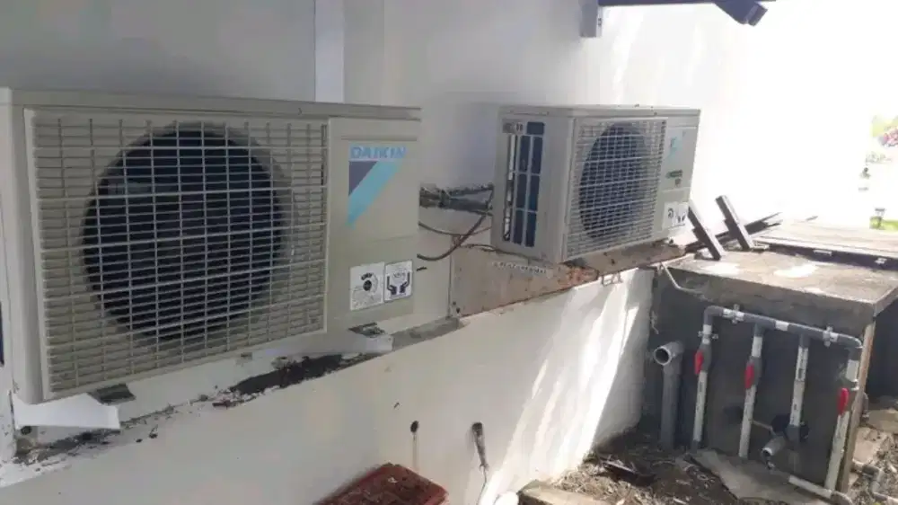 Service AC kulkas mesin cuci pompa air dan lain lain