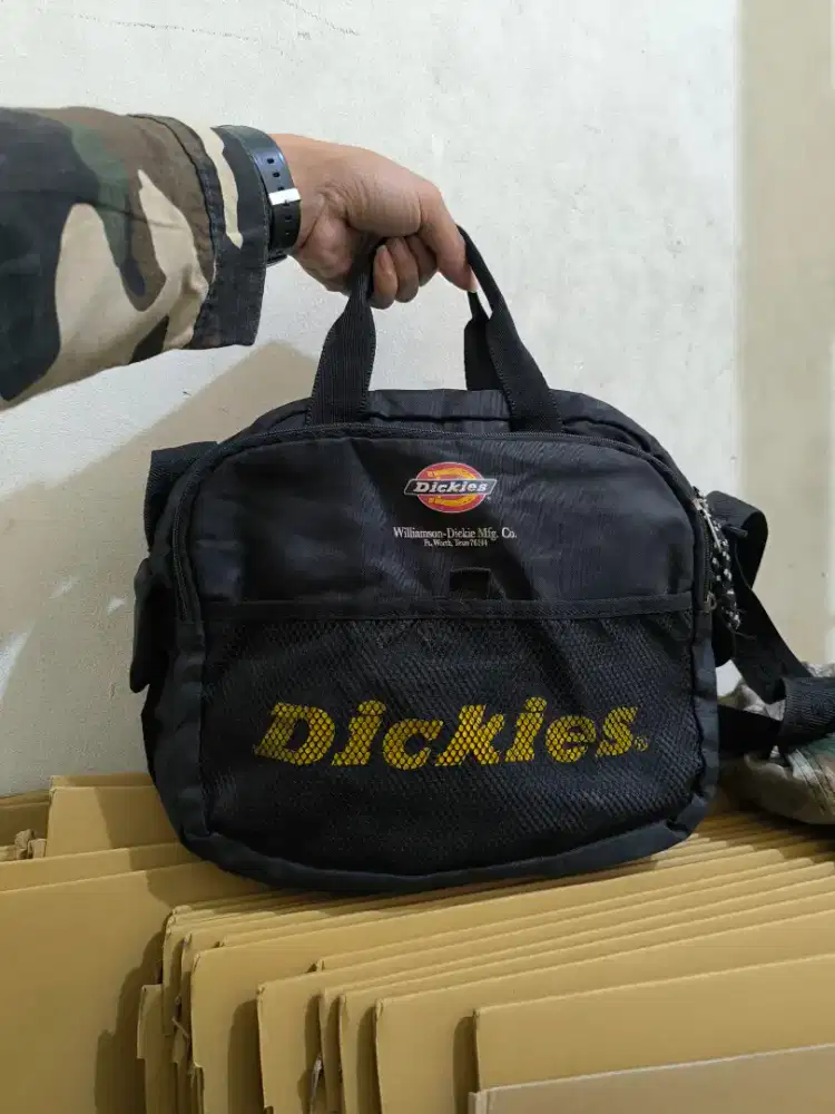 Tas Dickies Slingbag
