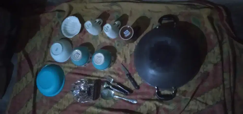 Di jual semua macam gelas,panci ,dll ori dan asli murah aja wa,hp