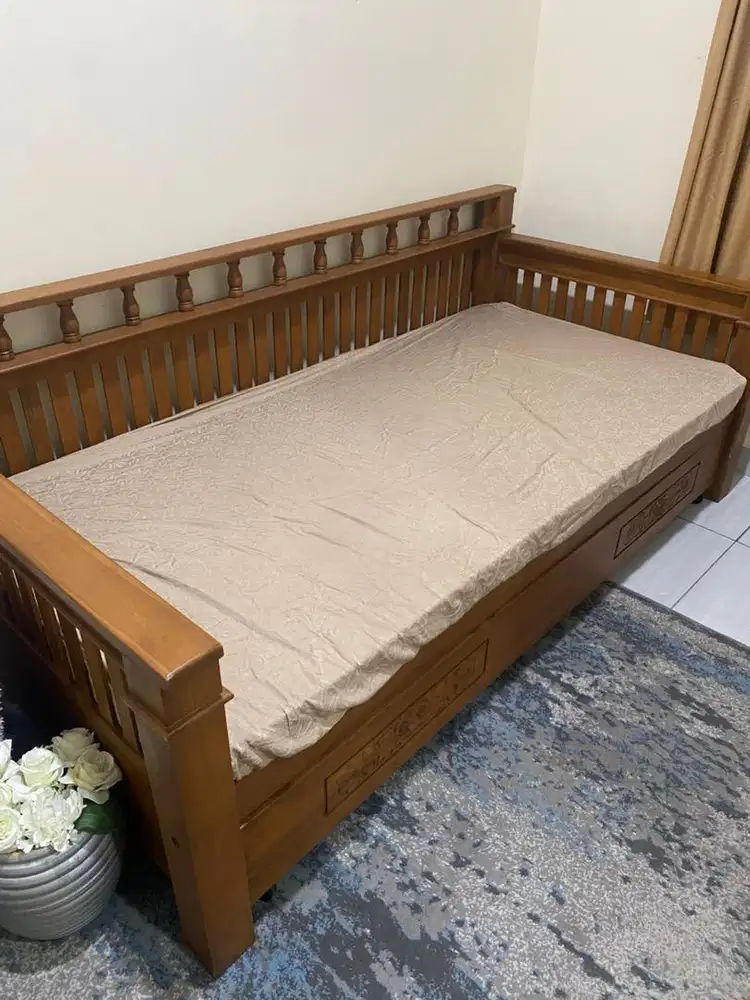 Kursi Tempat Tidur Kayu Jati 2 tingkat