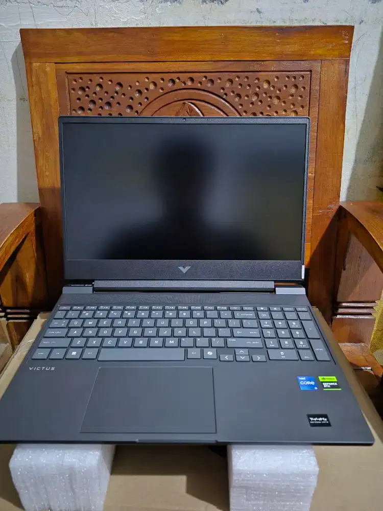 LEPTOP HP VICTUS 15 GAMING RAM 16/512 RTX4050-6gb