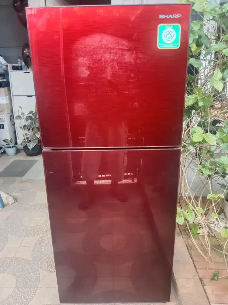 Dijual kulkas sharp