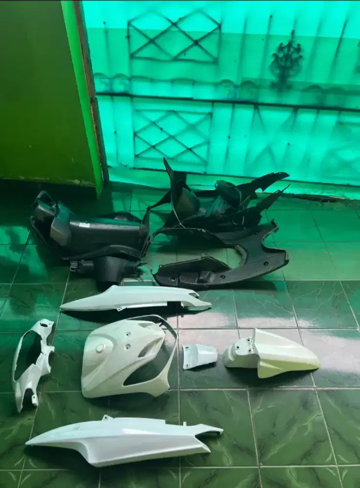 Part Mio small  THN 2010 / bodi Mio 1 set