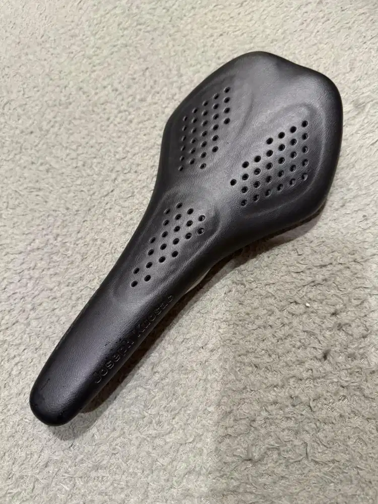 Sadel Joseph Kuosac lightweight