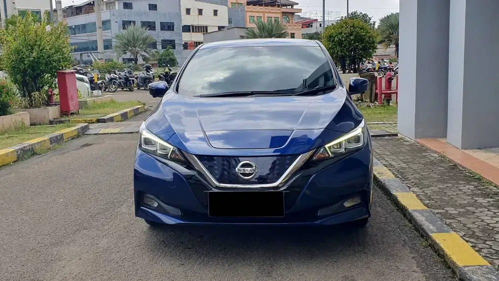 Nissan Leaf EV Electric AT Biru NIK 2021 Like New Record