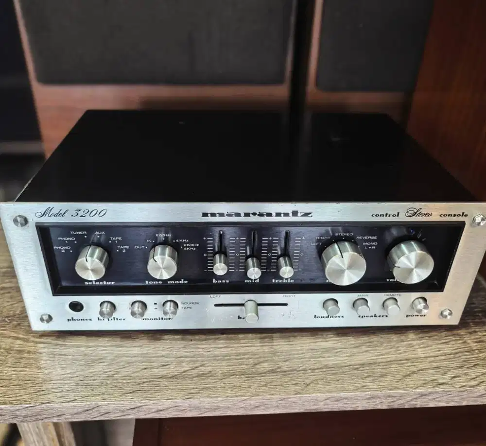 Marantz 3200 Pre Amplifier Made in Japan