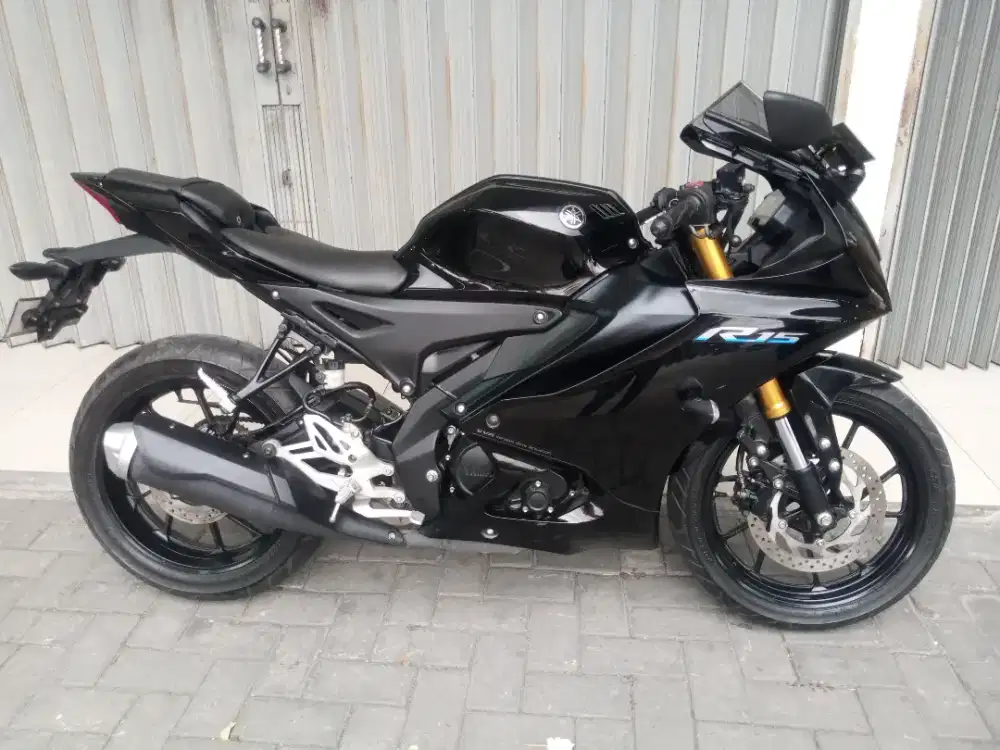 Yamaha R15 V4 2022 Hitam