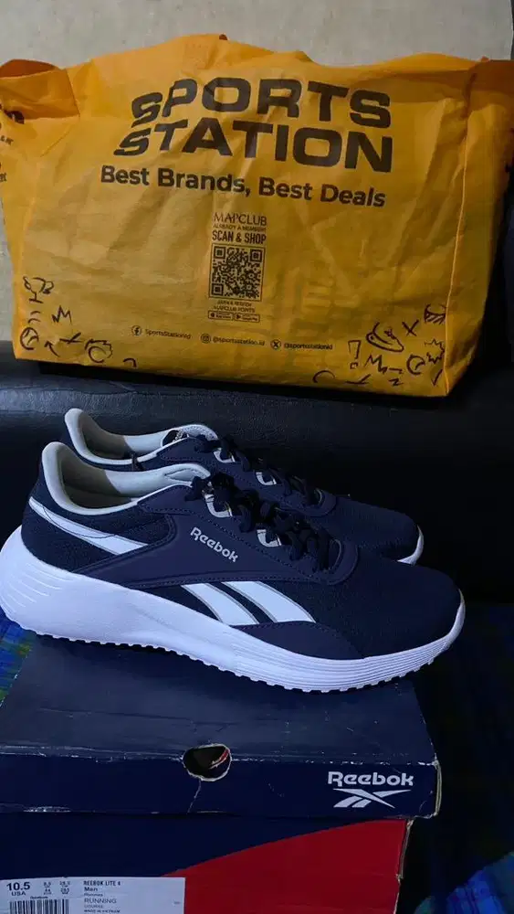 Sepatu reebok running new original