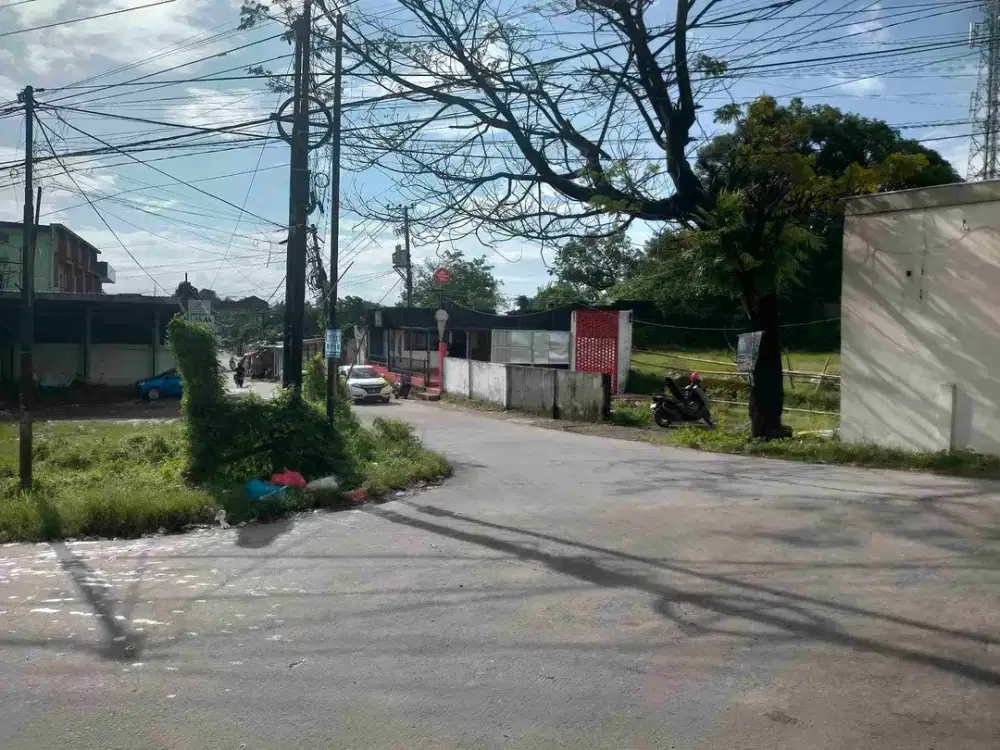 Tanah Pallantikang Luas 1.600M² 
Samping makam Sultan Hasanuddin, Sudut, SHM
Rp. 4 JT Permeter