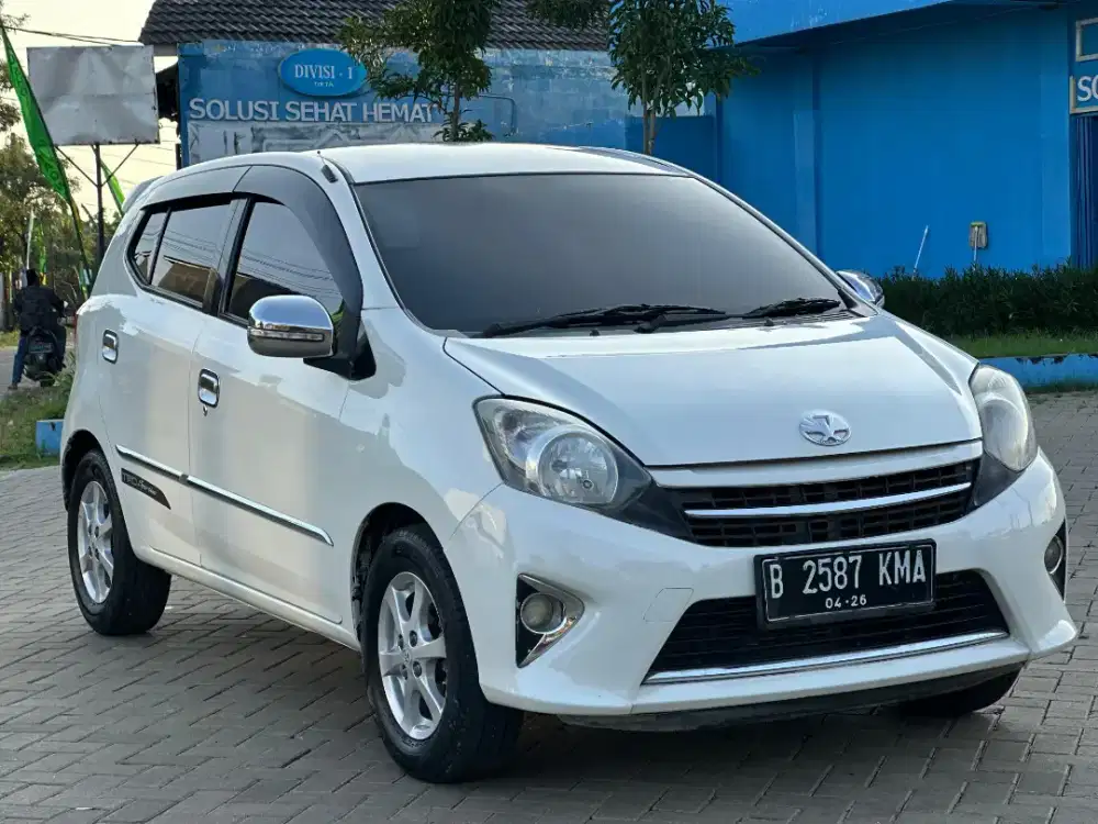 Bismillah dijual Toyota Agya G
 CC 1.0 tahun 2015