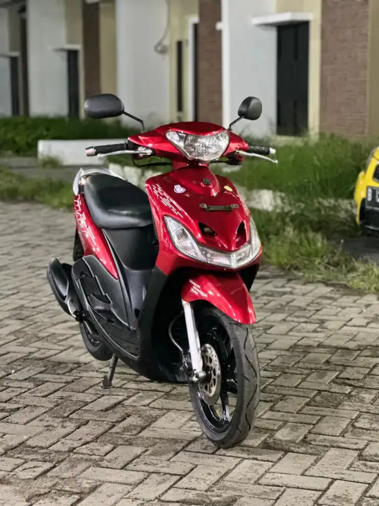 Bismillah dijual Yamaha Mio slime tahun 2010