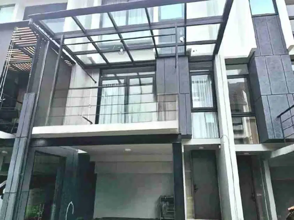 dijual Rumah 3 lantai like 5 (split level) dijagakarsa, jakarta selatan