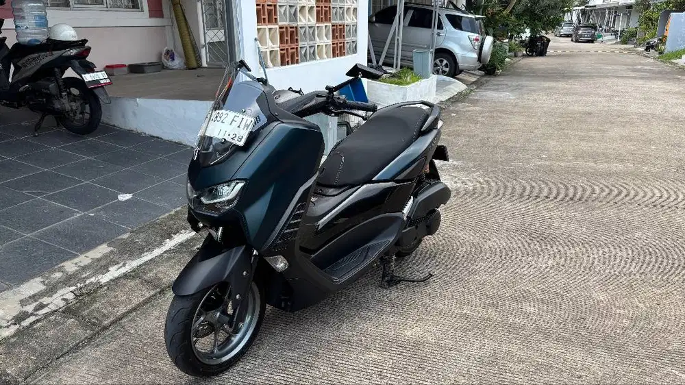 NMAX NEW KEYLESS LOW KM!!