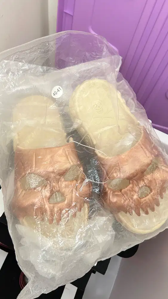 SKULL SLIPPER/SANDAL TENGKORAK/SANDAL PRIA/ SANDAL SLOP ANTI SLIP/ SAN