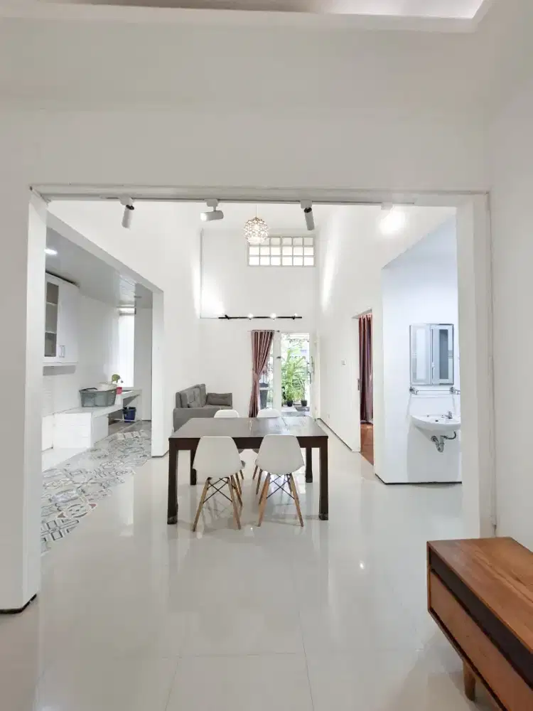 Dijual / Sewa Cepat!! Rumah Dalam Komplek Di Permata Bintaro Sektor 9