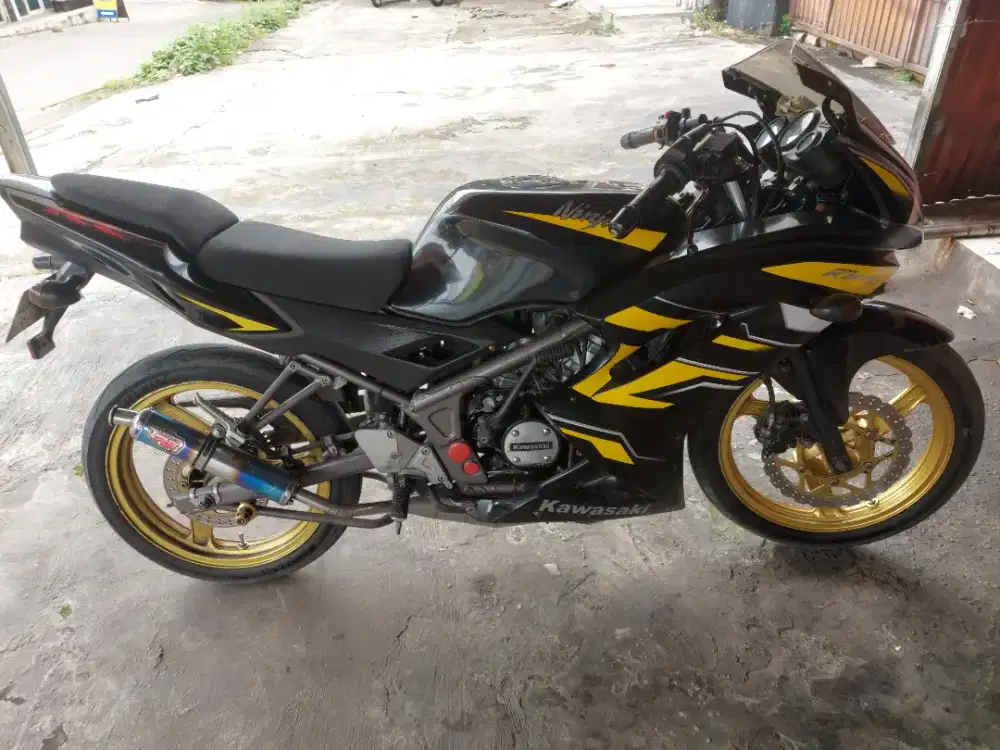 Ninja rr 2014 jual/tt vario scoopy