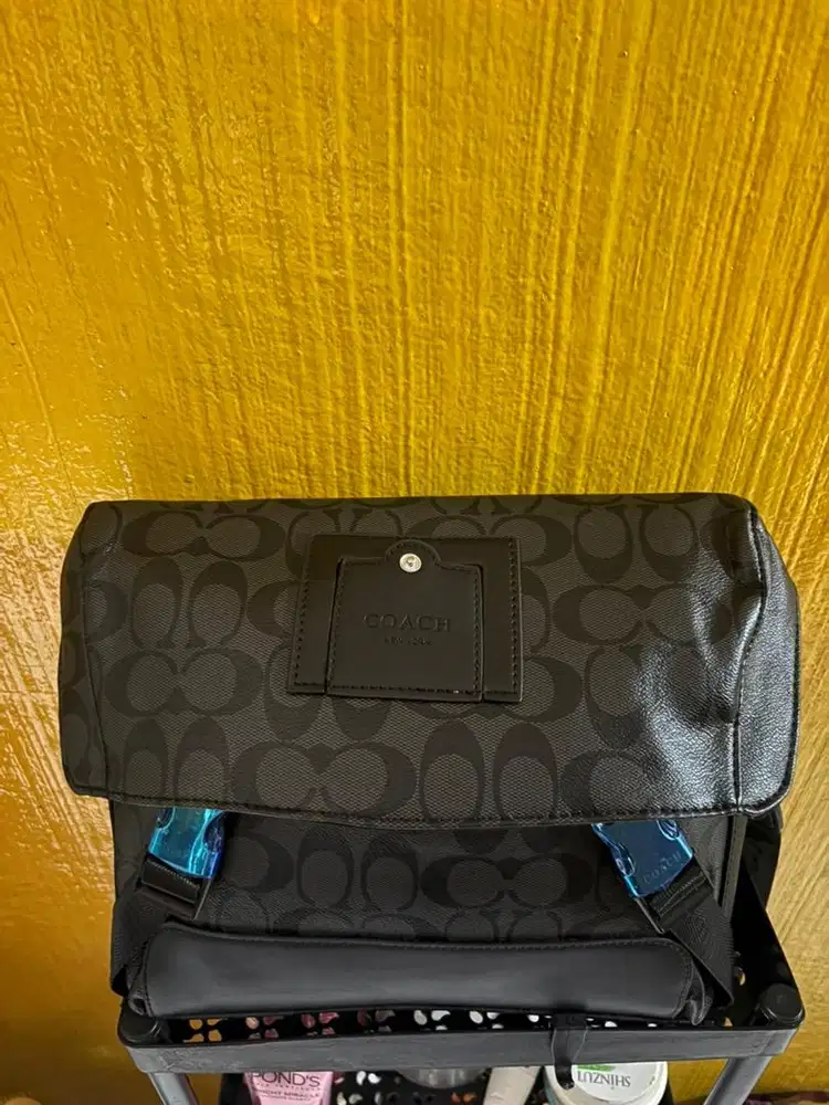 Tas selempang unisex