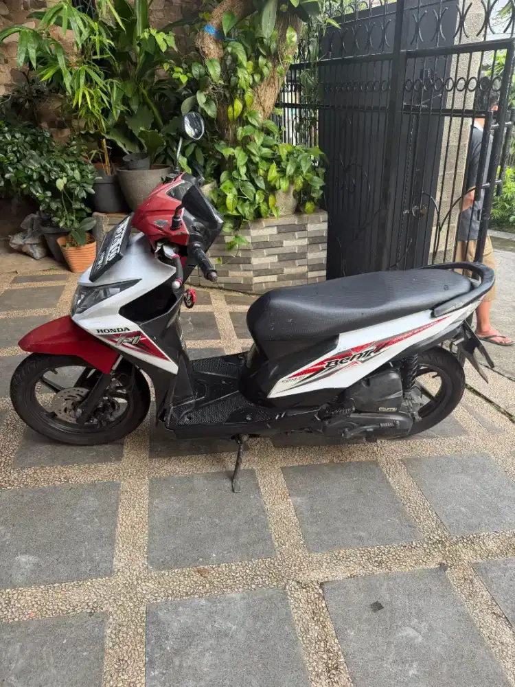 Honda beat esp tahun 2015