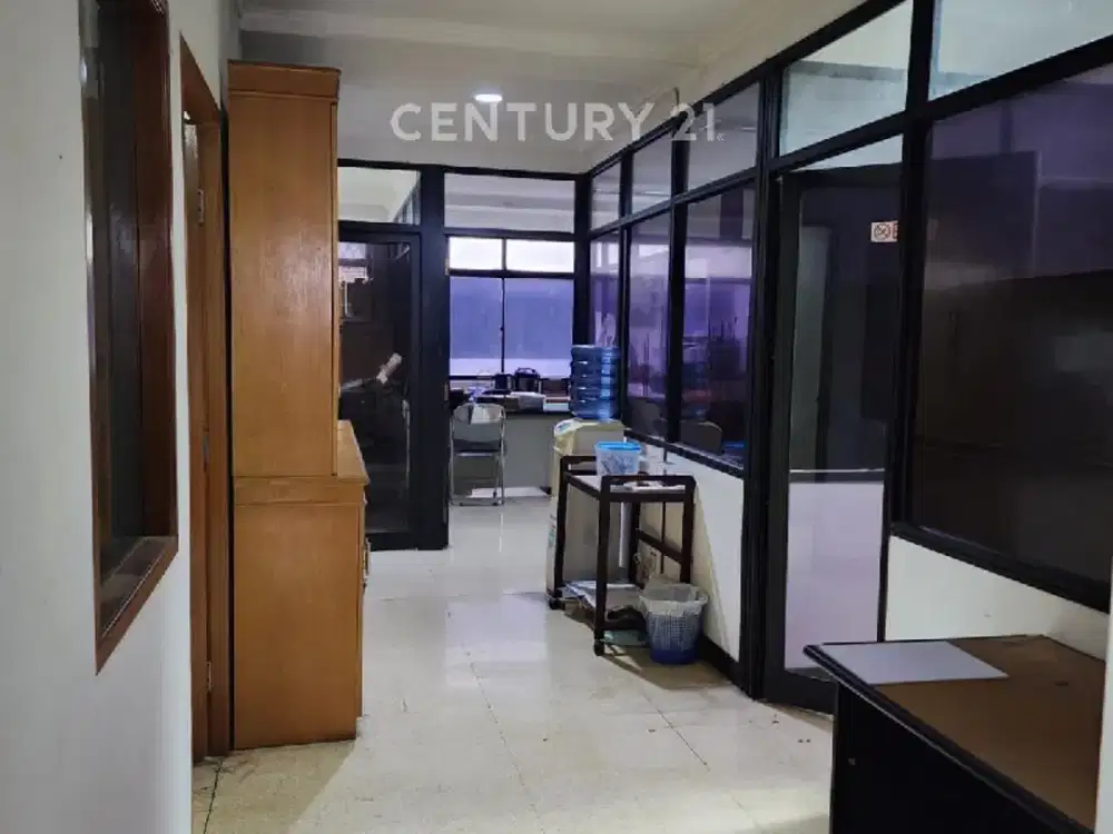 Disewakan Ruko Perlantai Di Segitiga Emas Cikini