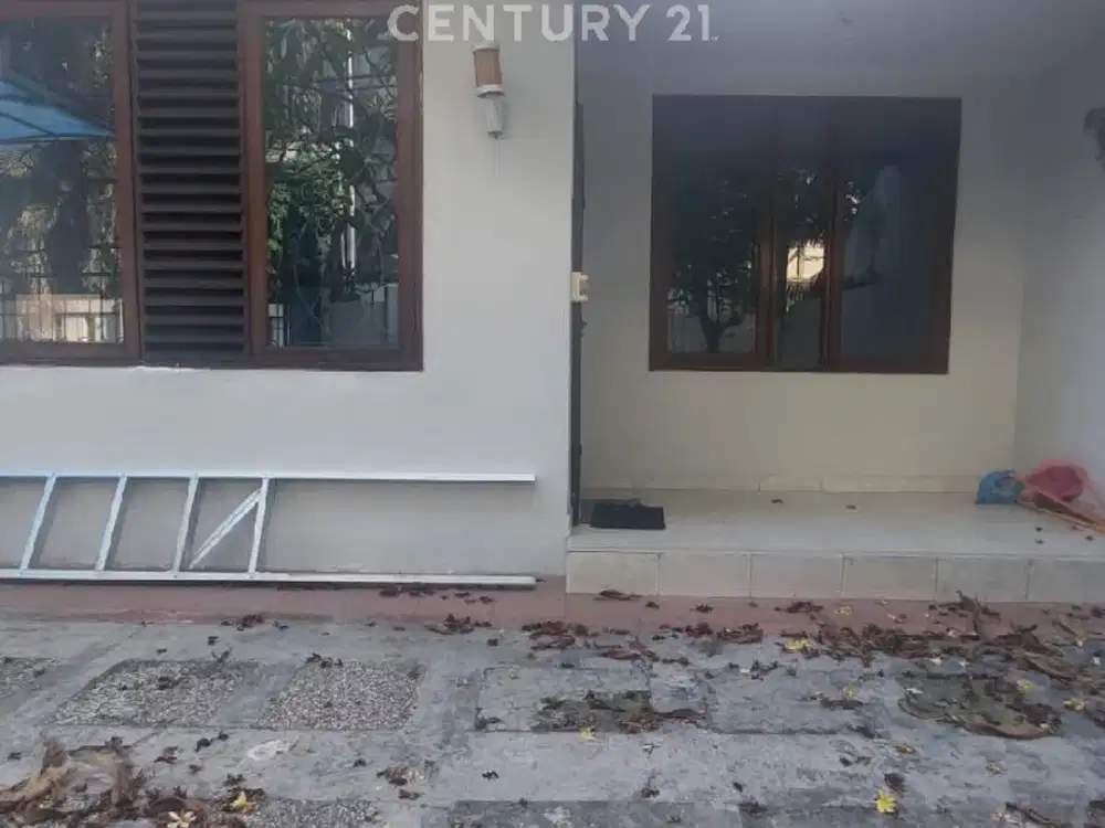 Disewakan Rumah  Di Menteng Dekat Stasiun Sudirman