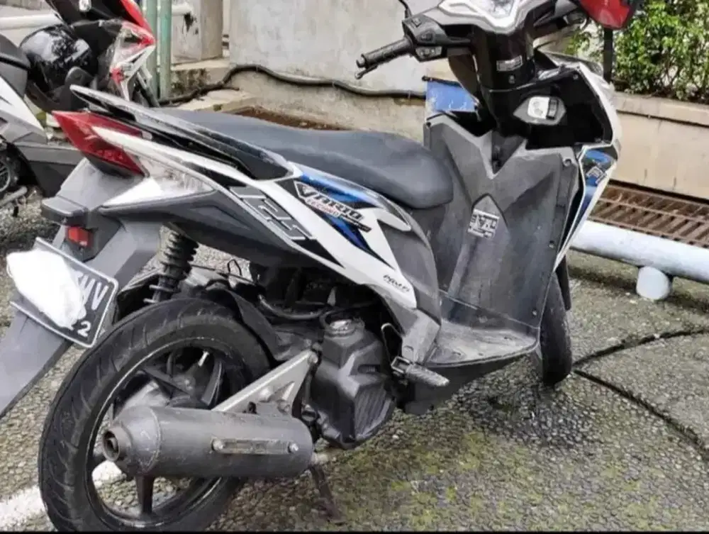 Vario 125 Kzr 2012 mesin orisinil.