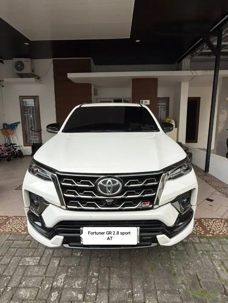 Fortuner GR 2.8 Sport 4x2 AT Diesel