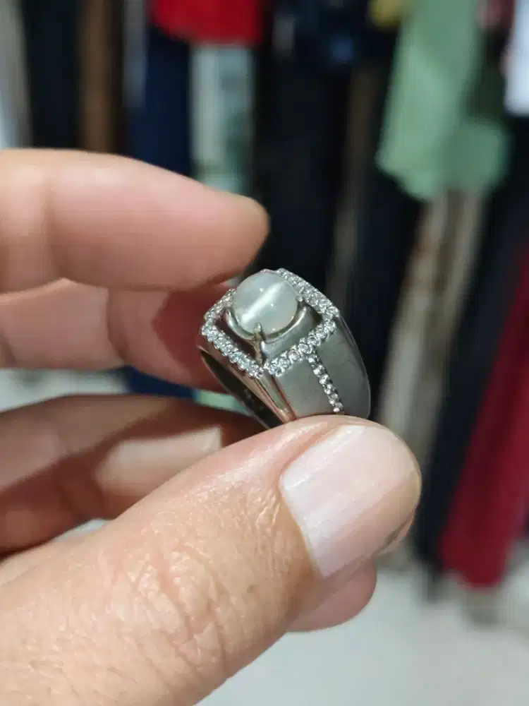 Natural Cat's Eye Moonstone 1.65crt Kristal Clean Tali Sangat Tajam HQ