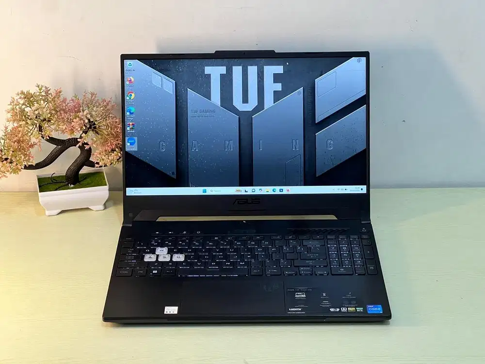 Asus TUF DASH FX517ZC I5-12450H RAM 16 SSD 512 RTX 3050 144Hz Mulus