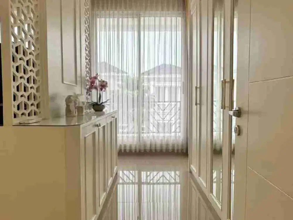 Dijual Rumah bagus dan mewah di cluster Flaminggo full furnished