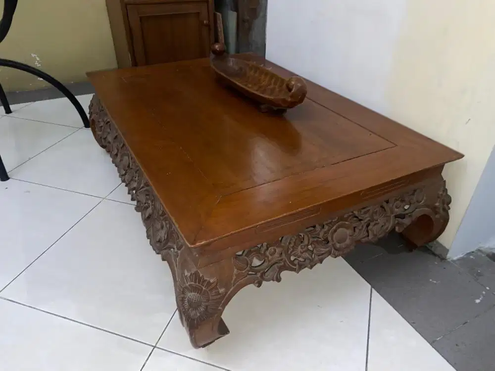 Meja Tamu Kayu Jati Ukir 125×85 cm + Bonus