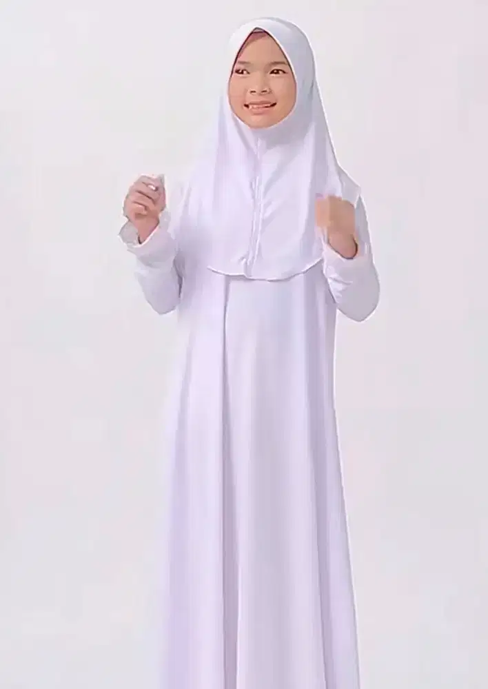 Abaya putih bahan Zoya