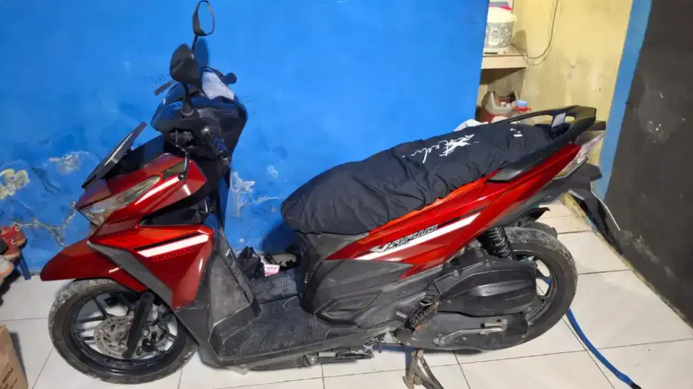 Dijual Honda Vario tahun 2015 125 CC pajak on motor istimewa