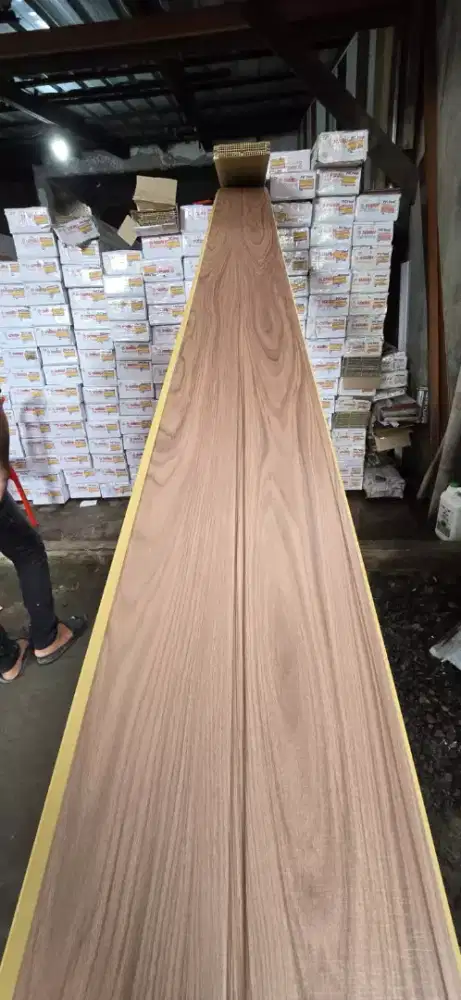 Distributor plafon pvc