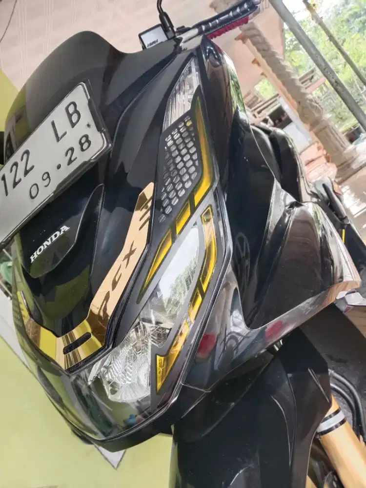 HONDA PCX 160CC Lengkap Hidup Plat P Jember