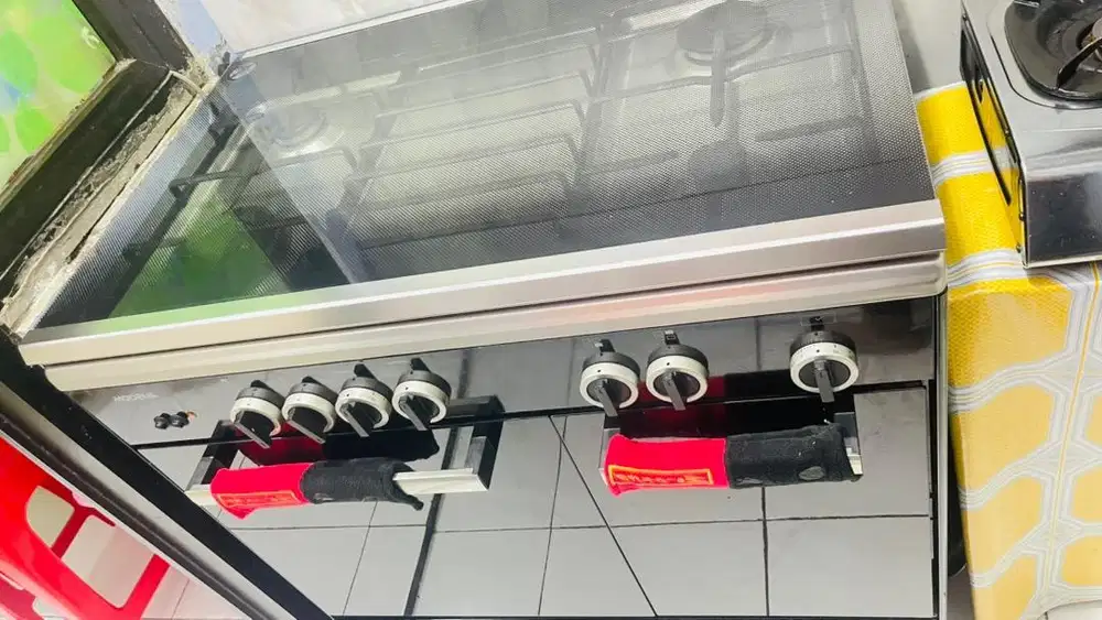 Kompor Modena freestanding