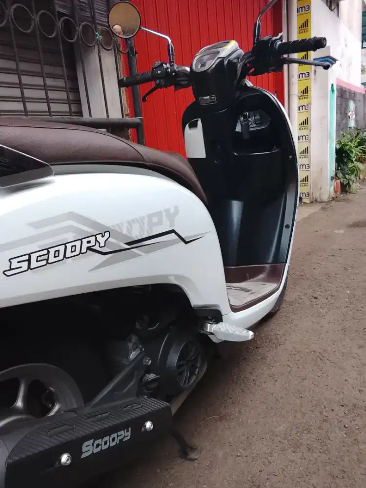 Honda Scoopy CBS ISS Idling Stop 2019 Mulus Isi Lengkap