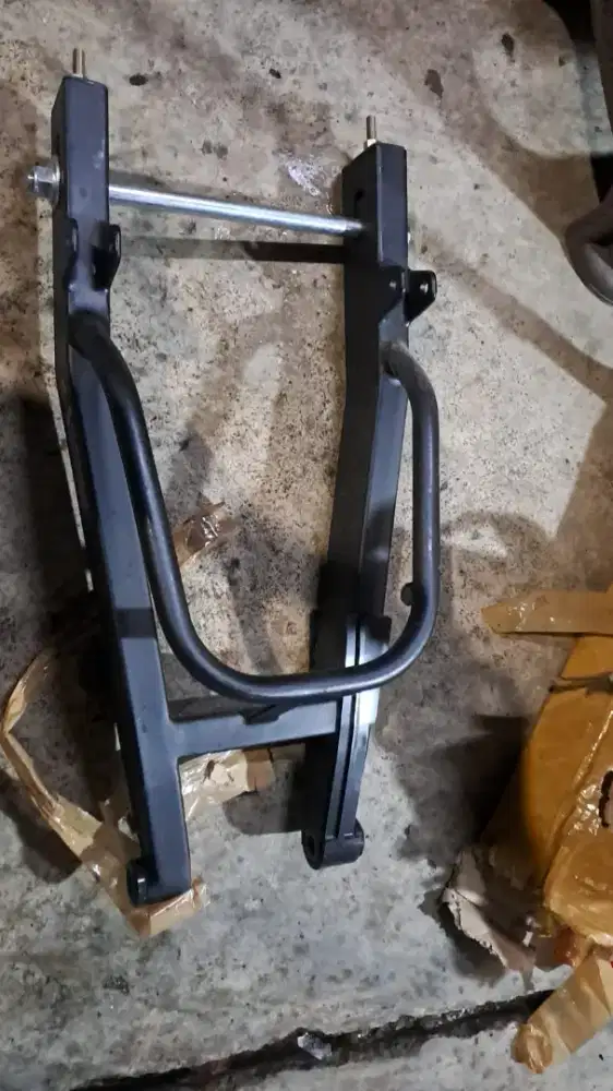 Jual swingarm tapak lebar, silincer kenalpot custom, jok custom