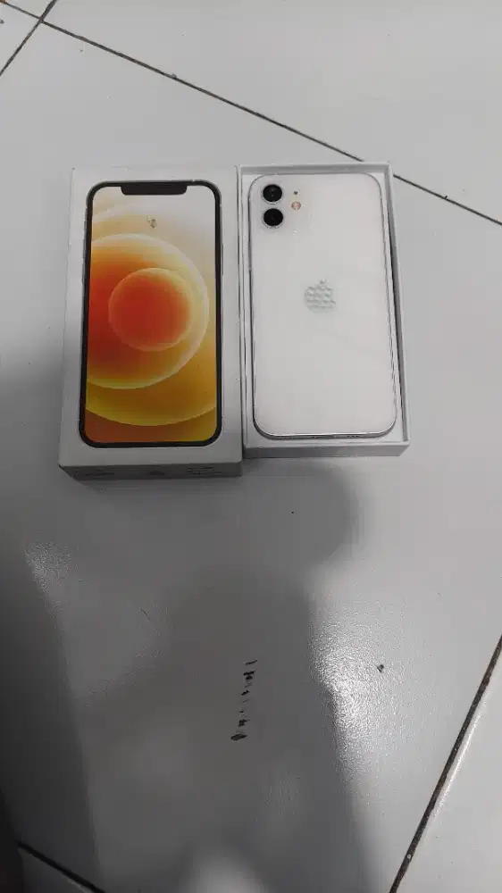 Iphone 12 128gb Resmi Beacukai setara Ibox Bh87%