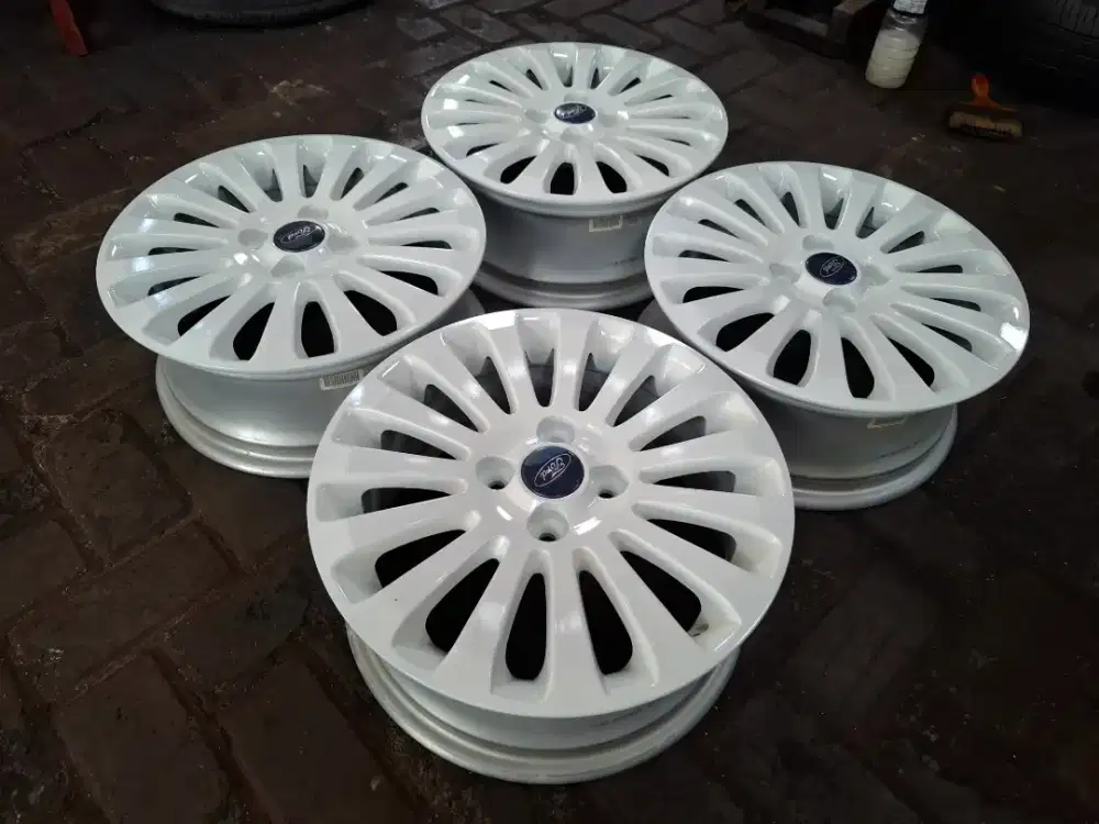 Velg RALLYLOOK R15 Agya Ayla Calya Sigra Yaris Vios Sirion Etios Altis