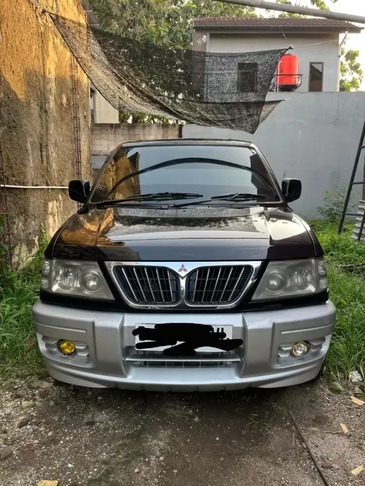 Mitsubishi kuda gradia