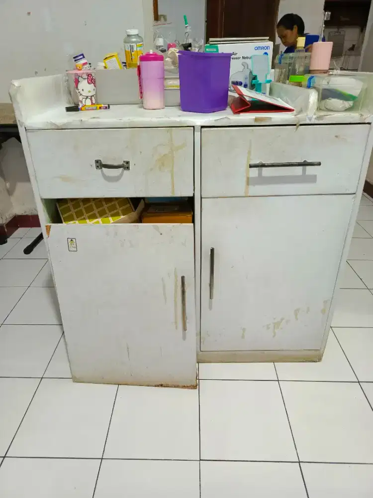 Baby Tafel lemari Jati