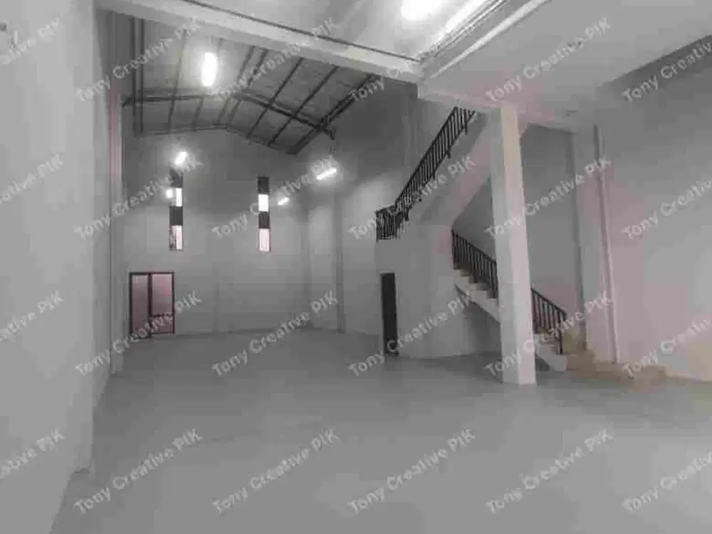 Posisi Boulevard Bizpark PIK2 – Gudang 9x30 dengan Kantor Eksklusif