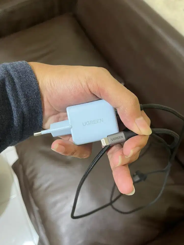 cas iphone UGREEN 30W mfi fast charger (casan charger apple)