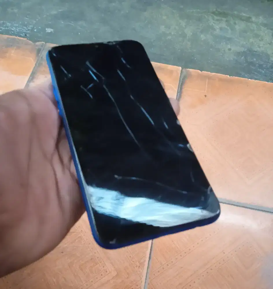 JUAL CEPAT REALME C2 RAM 3/32 MATI GARA2 JATUH